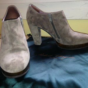 Robert Clergerie Suede Low Ankle Zip Booties